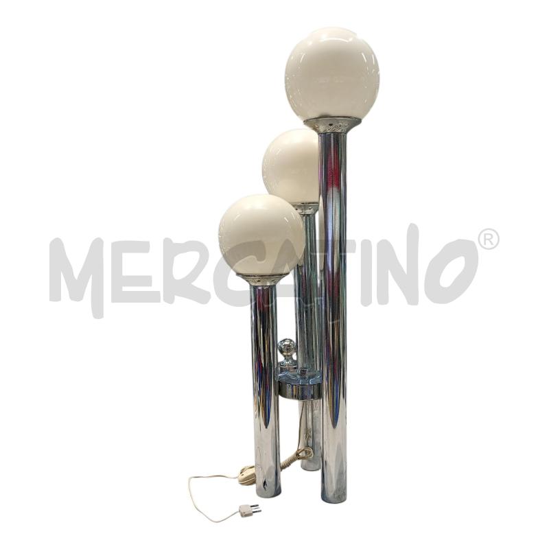 LAMPADA 3 LUX STELI CROMATI E  BOCCE BIANCHE  STILE MAZZEGA ITALIAN DESIGN SEVENTIES MODERNARIATO | Mercatino dell'Usato Moncalieri bengasi 2