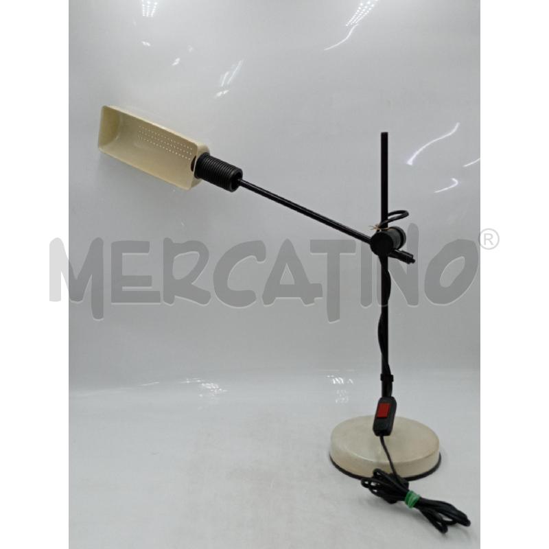 LAMPADA DA TAVOLO BIANCA VENETA LUMI | Mercatino dell'Usato Moncalieri bengasi 1