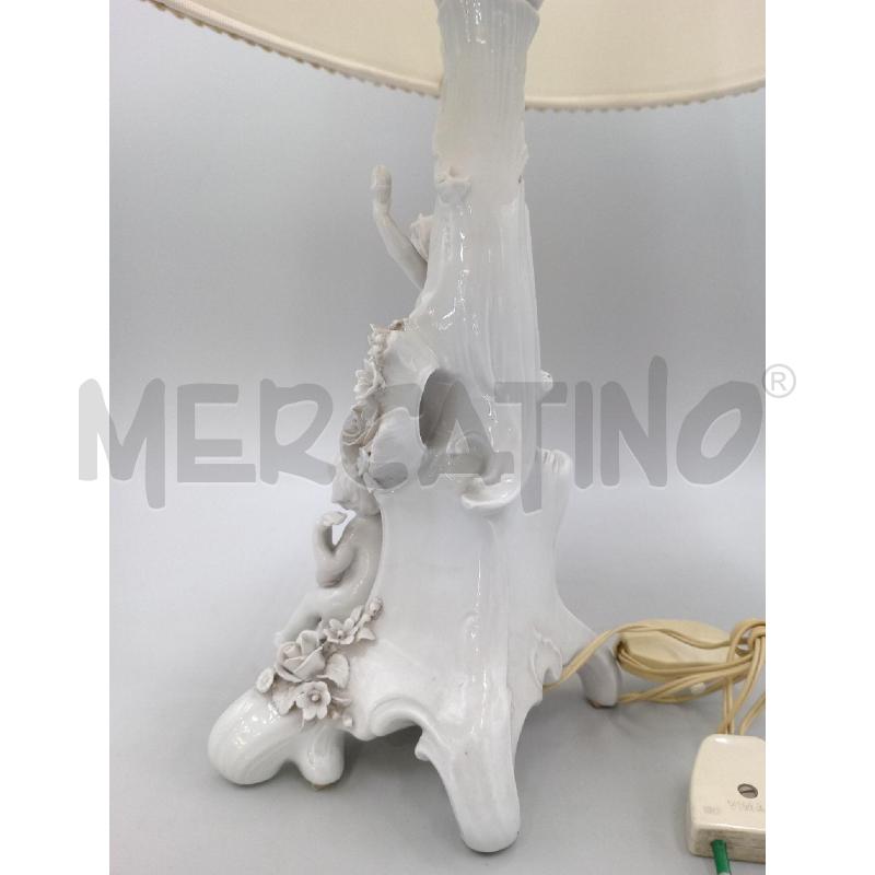 LAMPADA DA TAVOLO CERAMICA PUTTI CAPODIMONTE | Mercatino dell'Usato Moncalieri bengasi 3