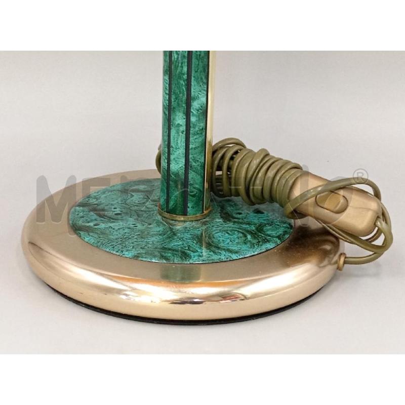 LAMPADA DA TAVOLO IILMO SERIE BRIDGE CLASSE 1 SIMIL MARMORIZZATA VERDE C/PARALUME LARGO | Mercatino dell'Usato Moncalieri bengasi 2