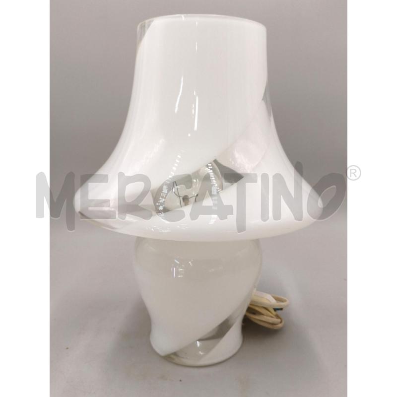 LAMPADA DA TAVOLO VETRO STILE MURANO BIANCO C/MOTIVO A SPIRALE ATTRIBUIBILE DE MAJO '70 | Mercatino dell'Usato Moncalieri bengasi 4