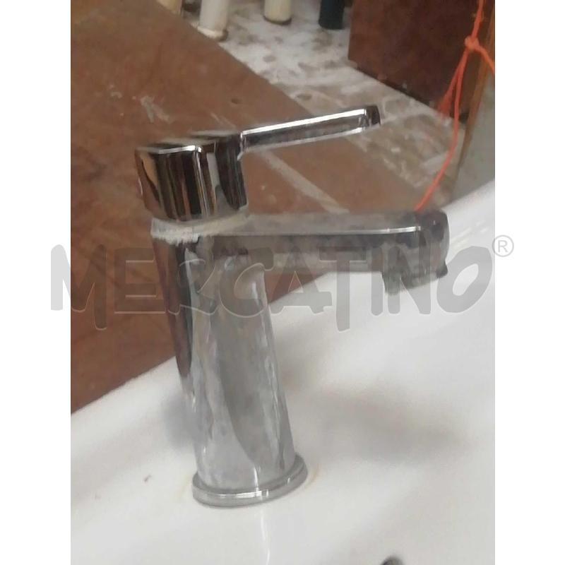 LAVELLO CERAMICA BAGNO BIANCO SENZA COLONNA | Mercatino dell'Usato Moncalieri bengasi 2