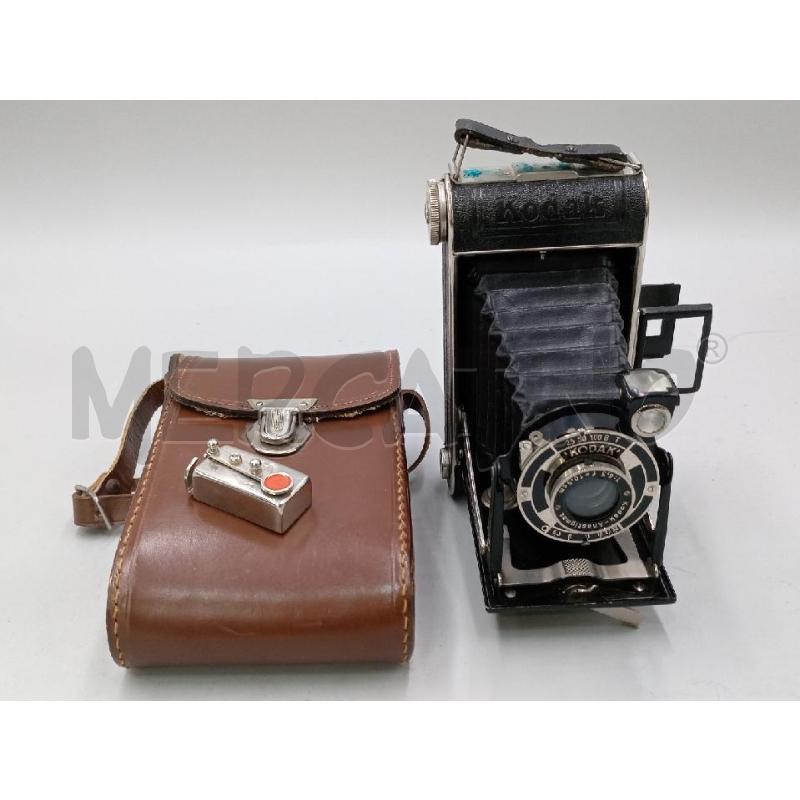 MACCHINA FOTOGRAFICA KODAK VINTAGE SOFFIETTO MOD. JUNIOR 620 C/CUSTODIA DA COLLEZIONE  | Mercatino dell'Usato Moncalieri bengasi 1