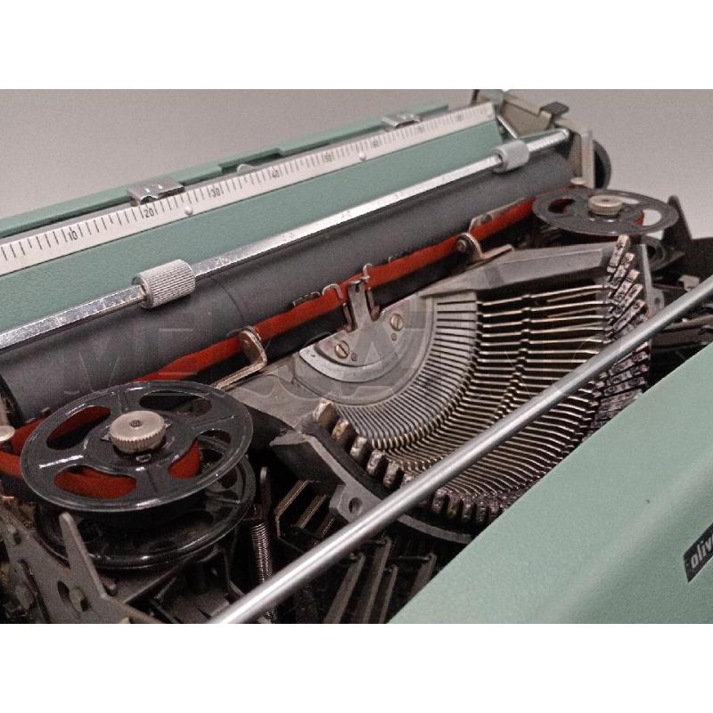 MACCHINA SCRIVERE D'EPOCA OLIVETTI LETTERA 32 | Mercatino dell'Usato Moncalieri bengasi 3