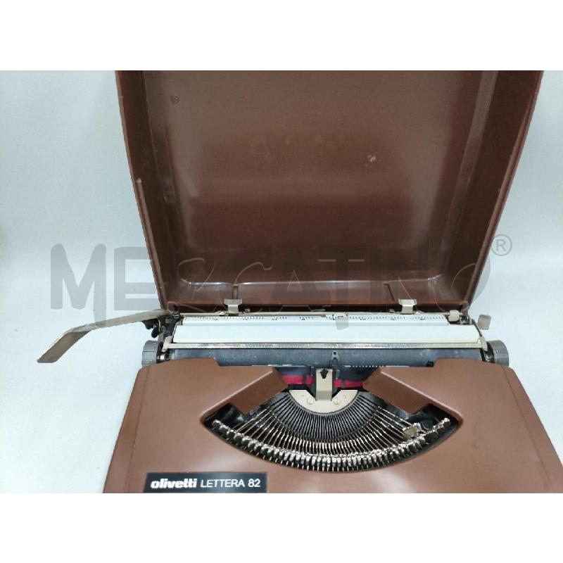 MACCHINA SCRIVERE D'EPOCA OLIVETTI LETTERA 82 | Mercatino dell'Usato Moncalieri bengasi 4