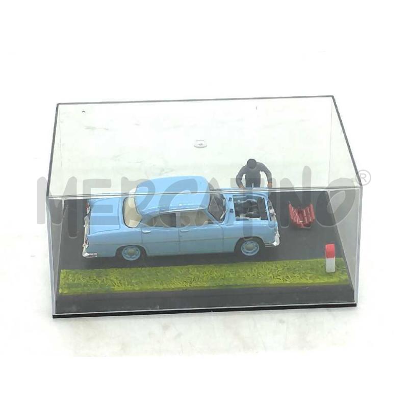 MACCHININA DIORAMA AZZURRA CON MECCANICO E TECA | Mercatino dell'Usato Moncalieri bengasi 1