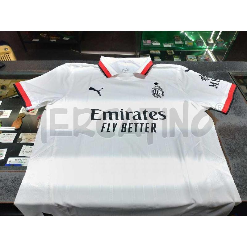 MAGLIA CALCIO MILAN WHITE 125 ANNIVERSARIO 2024 TG XL SENZA NUMERO | Mercatino dell'Usato Moncalieri bengasi 1