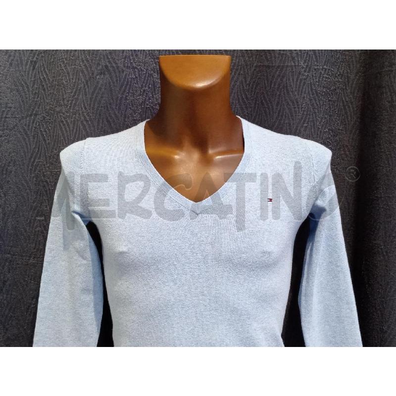 MAGLIA UOMO TOMMY HILFIGHER AZZURRA SCOLLO V | Mercatino dell'Usato Moncalieri bengasi 4