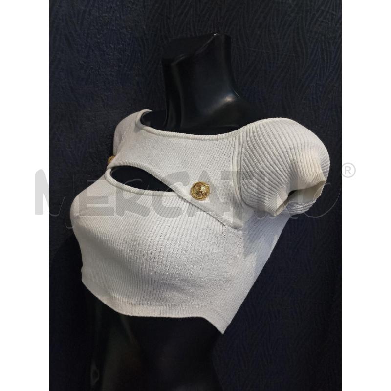 MAGLIETTA DONNA BALMAIN PANNA CON BOTTONI DORATI CORTA  | Mercatino dell'Usato Moncalieri bengasi 3