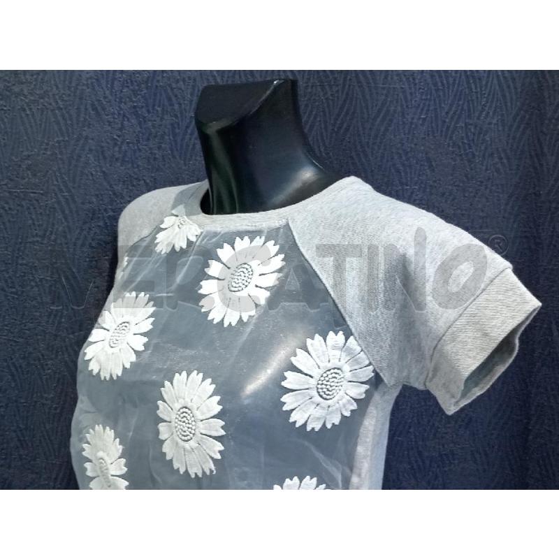 MAGLIETTA DONNA PATRIZIA PEPE GRIGIA CON FIORI VOILE | Mercatino dell'Usato Moncalieri bengasi 3