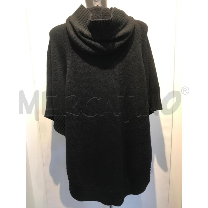 MANTELLA DONNA KRIZIA NERA CAPPUCCIO A PIPISTRELLO  | Mercatino dell'Usato Moncalieri bengasi 2
