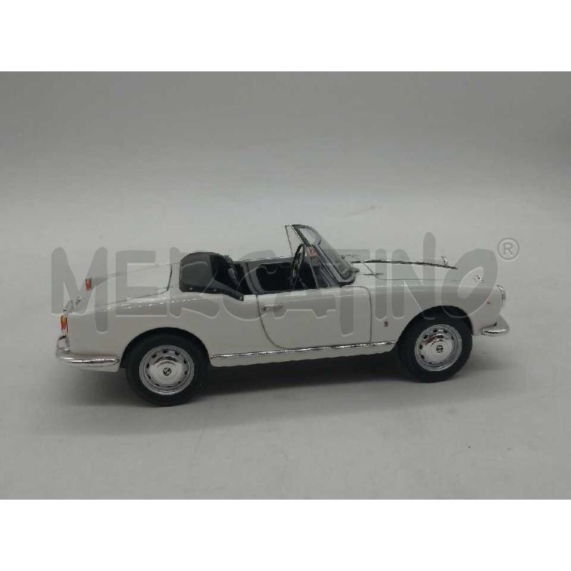 MODELLINO AUTO GIULIETTA SPIDER 1961 METRO MODELS 1/24 | Mercatino dell'Usato Moncalieri bengasi 3