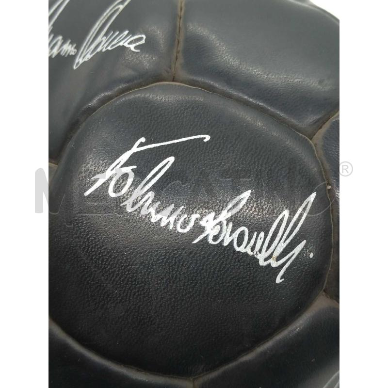 PALLONE CALCIO BUCATO JUVENTUS 1992-93 CUOIO NERO CON FIRME STAMPATE  | Mercatino dell'Usato Moncalieri bengasi 3