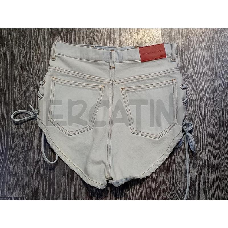 PANTALONCINO DONNA ALESSANDRA RICH JEANS CON BOTTONE GIOIELLO | Mercatino dell'Usato Moncalieri bengasi 2
