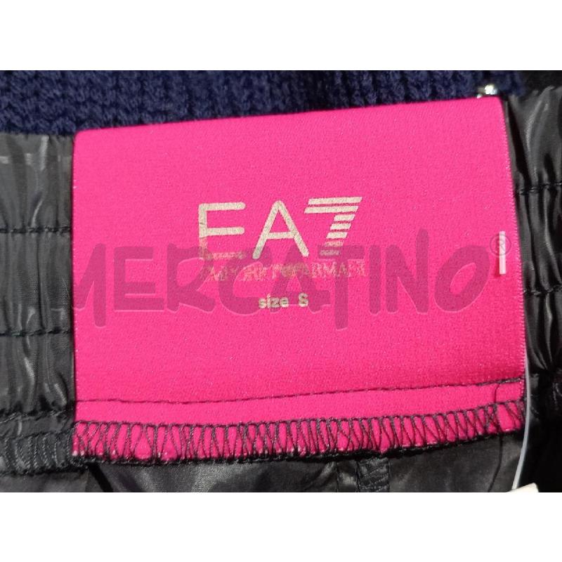 PANTALONCINO DONNA EMPORIO ARMANI GRIGIO BANDA ROSA | Mercatino dell'Usato Moncalieri bengasi 5