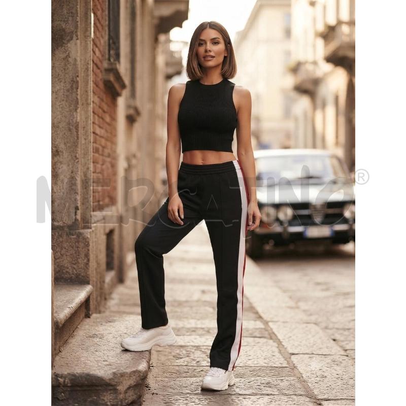 PANTALONE DONNA GIVENCHY NERO BANDE LATERALI ROSSE E BIANCHE | Mercatino dell'Usato Moncalieri bengasi 1