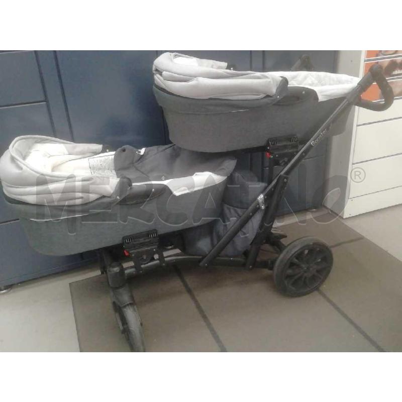 PASSEGGINO TRIO GEMELLARE BOOSTER LIGHT  | Mercatino dell'Usato Moncalieri bengasi 2