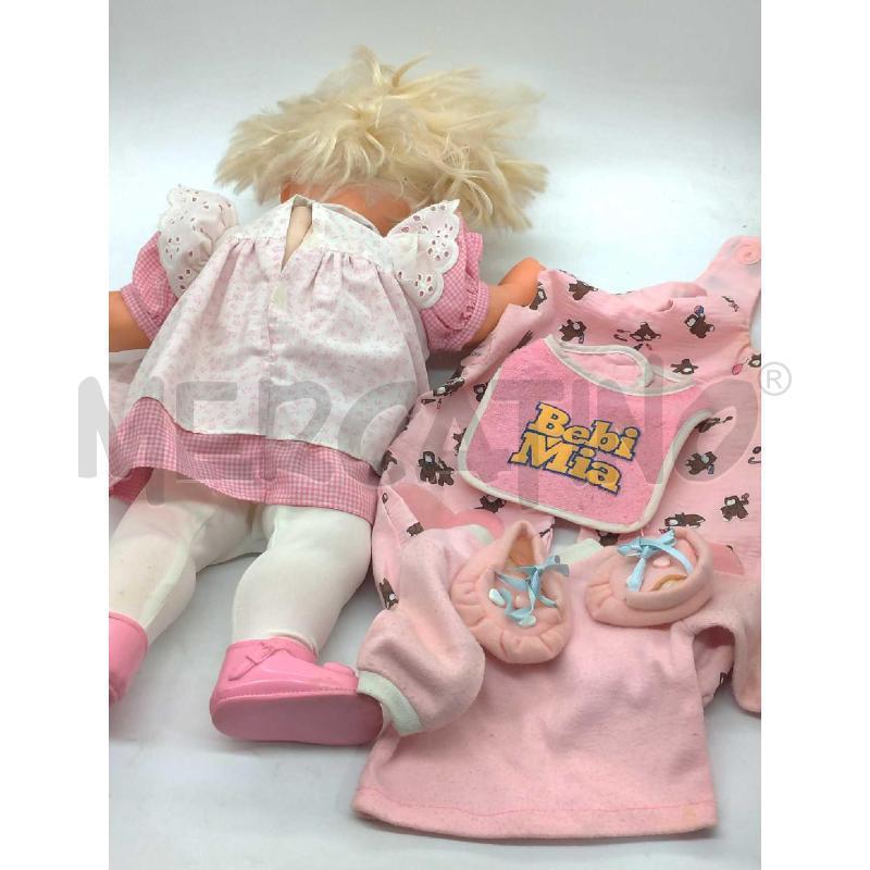 PELUCHE BAMBOLA BEBI MIA CON VESTITINI  | Mercatino dell'Usato Moncalieri bengasi 4