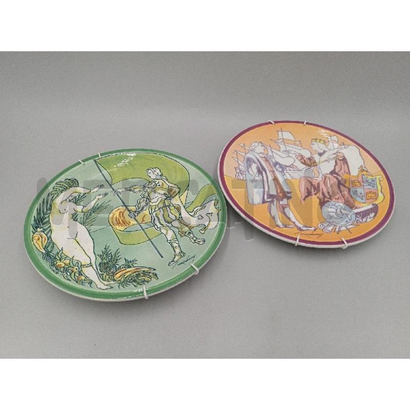 PIATTINI PZ.2 CERAMICA DA COLLEZIONE I VIAGGI DI COLOMBO  | Mercatino dell'Usato Moncalieri bengasi 1