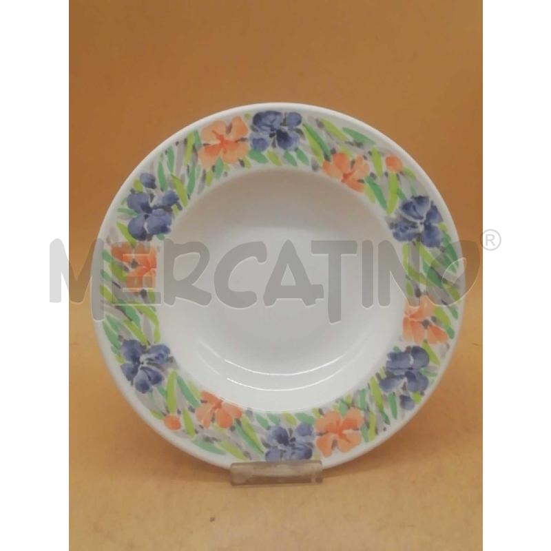 PIATTI PZ.5+5+6+1 CERAMICA OLYMPIA BORDO FIORI  | Mercatino dell'Usato Moncalieri bengasi 2