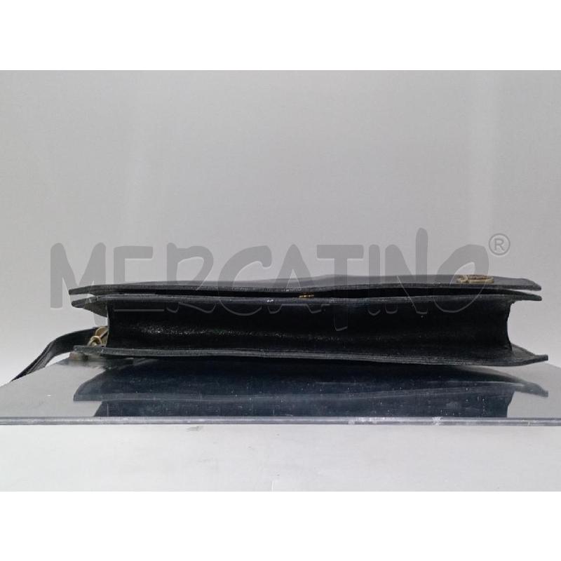 POCHETTE LE SAC JORGETTE PELLE NERA VINTAGE  | Mercatino dell'Usato Moncalieri bengasi 3