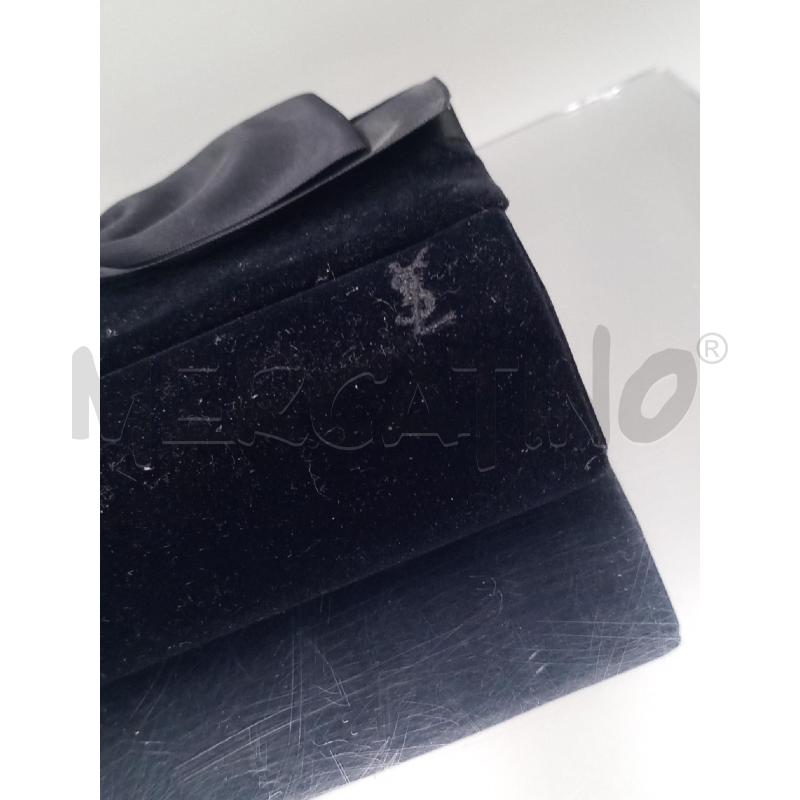 POCHETTE YVES SAINT LAURENT NERA VELLUTO CON OMBRETTI | Mercatino dell'Usato Moncalieri bengasi 4