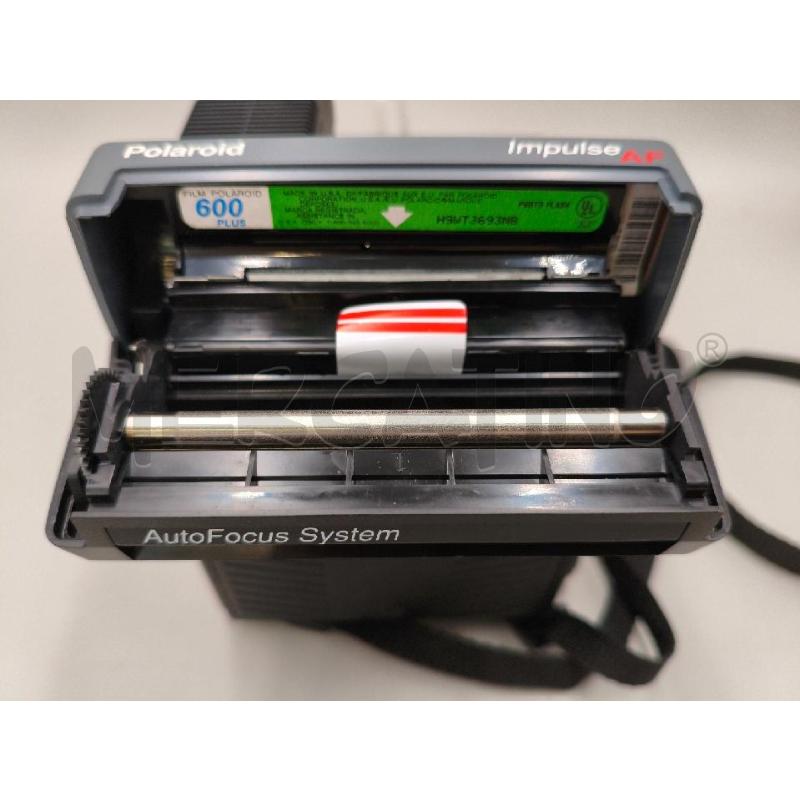 POLAROID  CON BORSA  | Mercatino dell'Usato Moncalieri bengasi 3