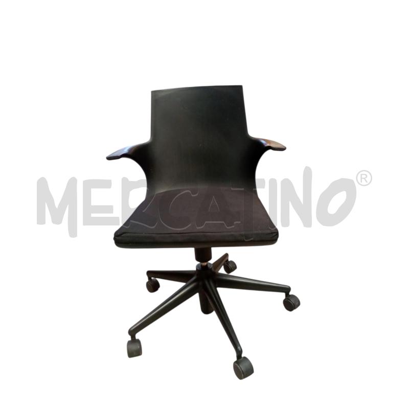 POLTRONA SPOON CHAIR DI CITTERIO PER KARTELL | Mercatino dell'Usato Moncalieri bengasi 1
