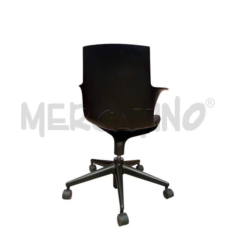 POLTRONA SPOON CHAIR DI CITTERIO PER KARTELL | Mercatino dell'Usato Moncalieri bengasi 3