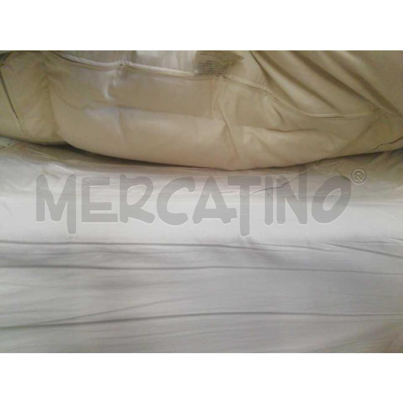 POLTRONA STOFFA BIANCA ZANOTTA | Mercatino dell'Usato Moncalieri bengasi 3