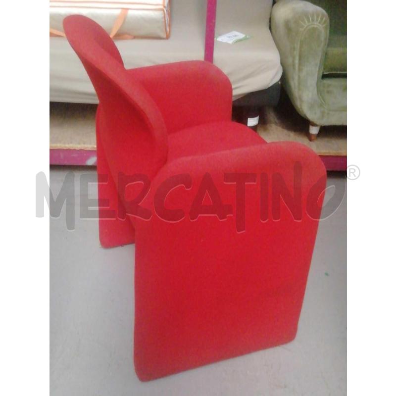 POLTRONCINA TESSUTO ROSSA PER SALA D'ATTESA  | Mercatino dell'Usato Moncalieri bengasi 4