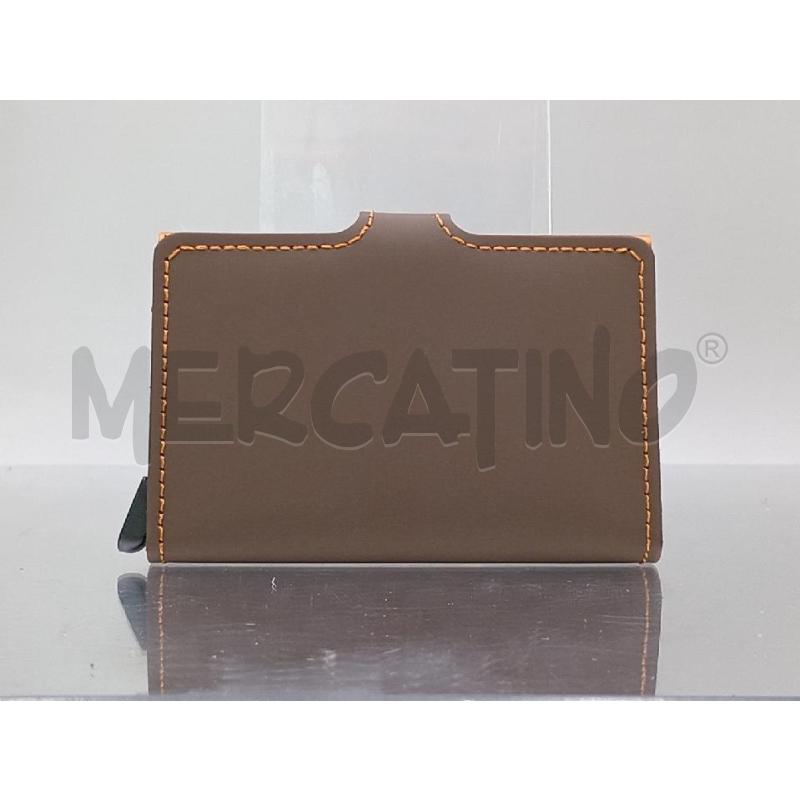 PORTA DOCUMENTI SECRID MARRONE IMPUNTURE ARANCIO  | Mercatino dell'Usato Moncalieri bengasi 5