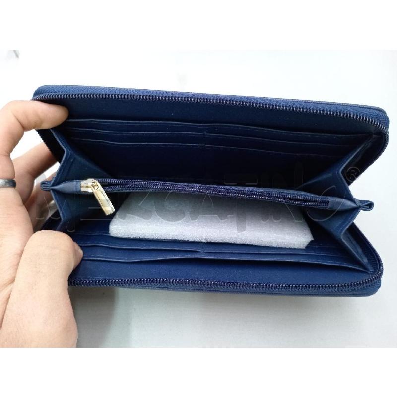 PORTA FOGLIO GUY LAROCHE BLU CHIUSURA ZIP  | Mercatino dell'Usato Moncalieri bengasi 3