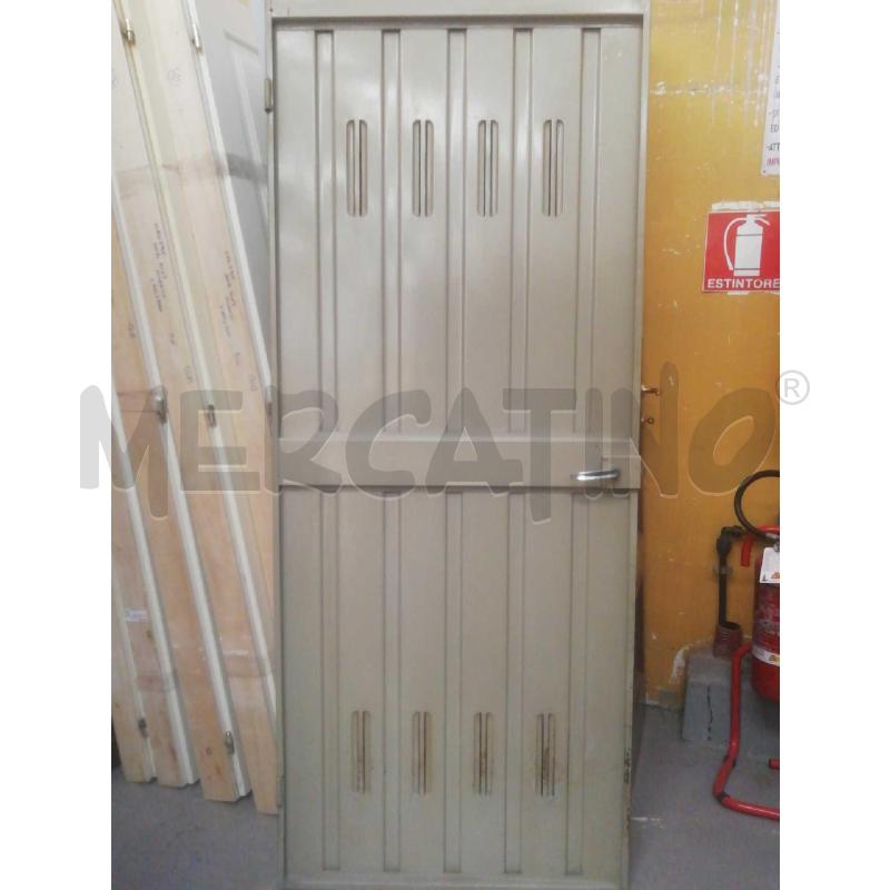 PORTA PER CANTINA A BATTENTE IN ACCIAIO NO TELAIO | Mercatino dell'Usato Moncalieri bengasi 3