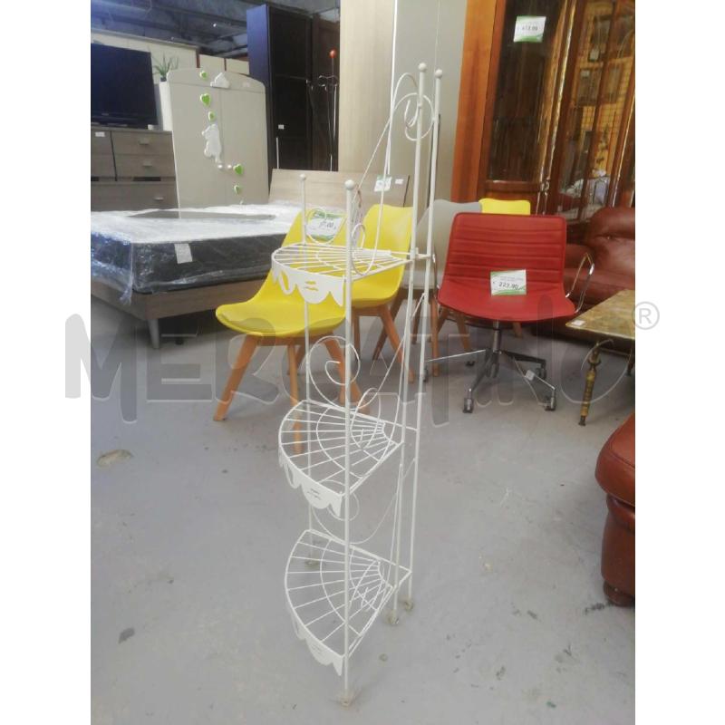 PORTA PIANTE SCAFFALE ANGOLARE | Mercatino dell'Usato Moncalieri bengasi 2