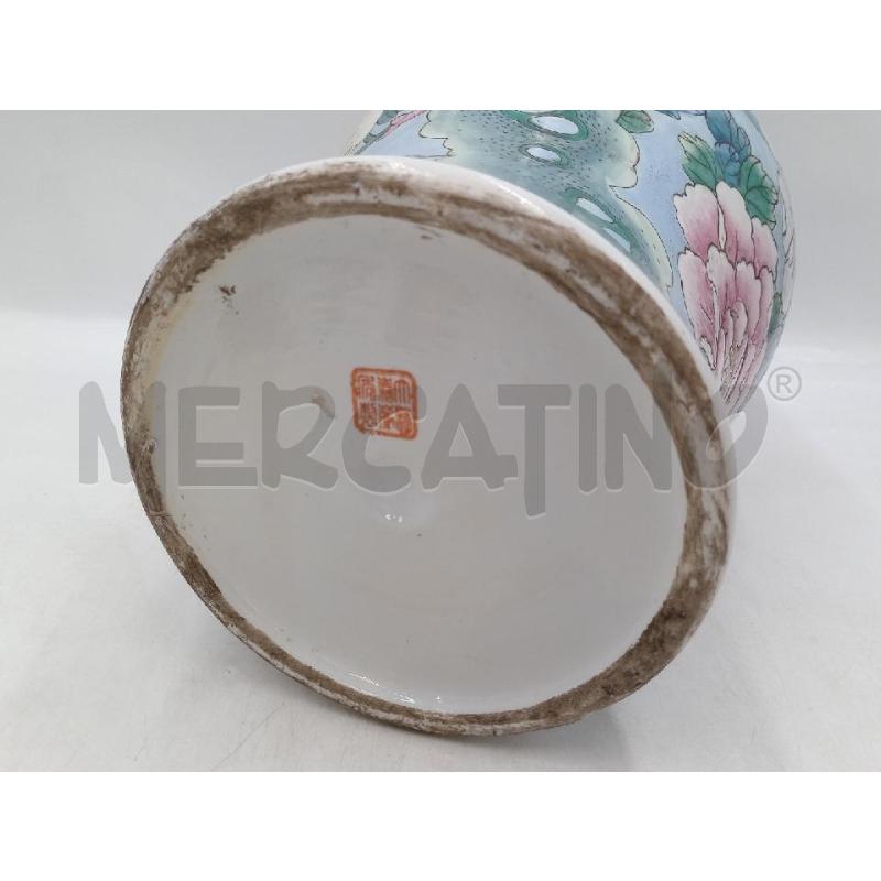 POTICHE VASO CERAMICA VECCHIA STILE CHINA C/DECORO VOLATILI E COPERCHIO C/IDEOGRAMMA ROSSO SUL BASE  | Mercatino dell'Usato Moncalieri bengasi 5