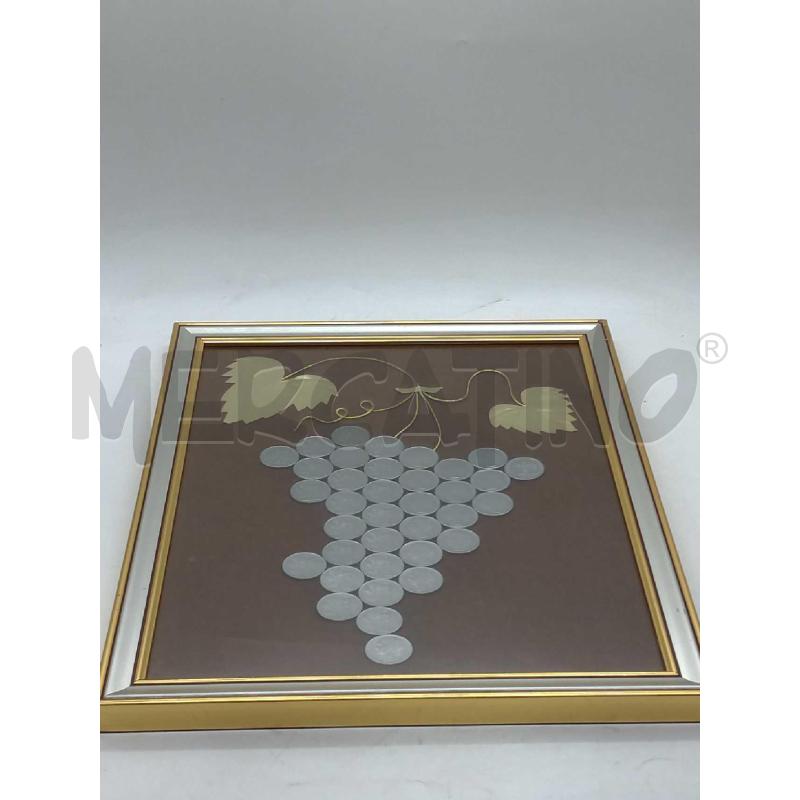 QUADRETTO VECCHIO UVA COMPOSTA DA MONETE 100 LIRE E FOGLIE DORATE  | Mercatino dell'Usato Moncalieri bengasi 1