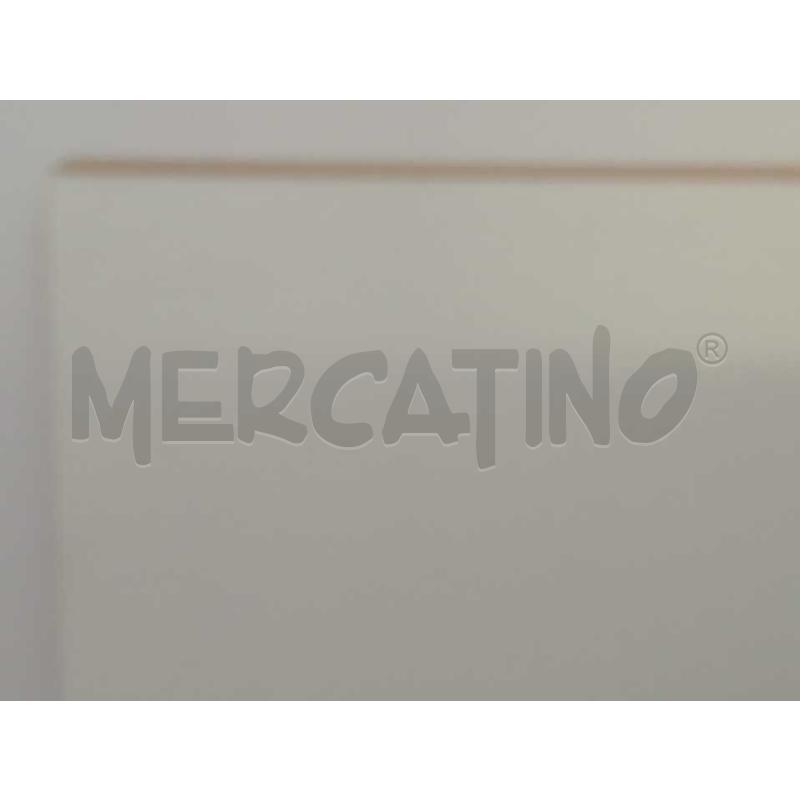 QUADRO STAMPA FOTO DONNA FORMOSA CON OMBRELLO | Mercatino dell'Usato Moncalieri bengasi 3