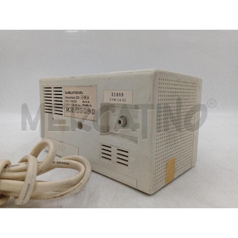 RADIOSVEGLIA ELETTRONICA GRUNDIG SONOCLOCK 22O | Mercatino dell'Usato Moncalieri bengasi 3