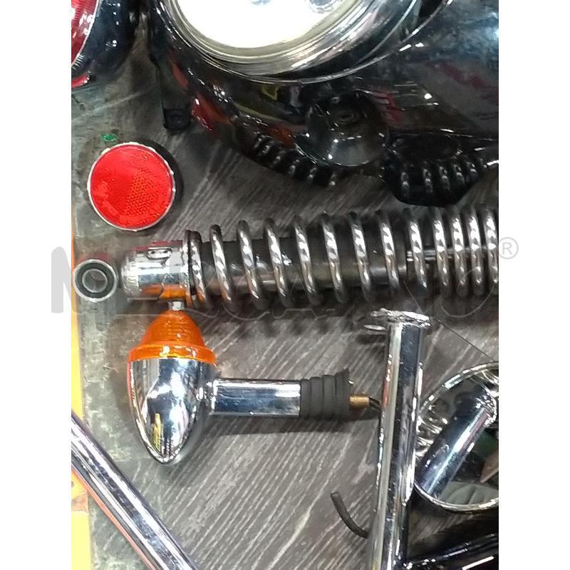 RICAMBI IN BLOCCO DI MOTOCICLETTA TRIUMPH  | Mercatino dell'Usato Moncalieri bengasi 3