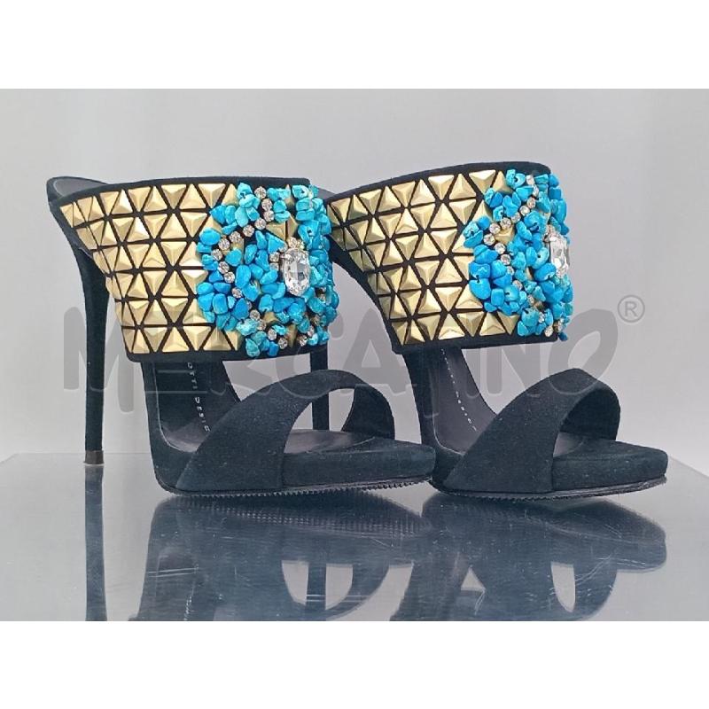 SANDALI DONNA GIUSEPPE ZANOTTI NERO CON INSERTI PERLINE | Mercatino dell'Usato Moncalieri bengasi 1
