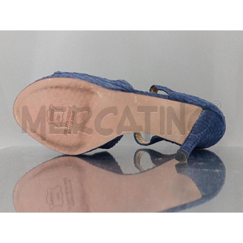 SANDALI DONNA STUART WEITZMANN BLU TACCO | Mercatino dell'Usato Moncalieri bengasi 4