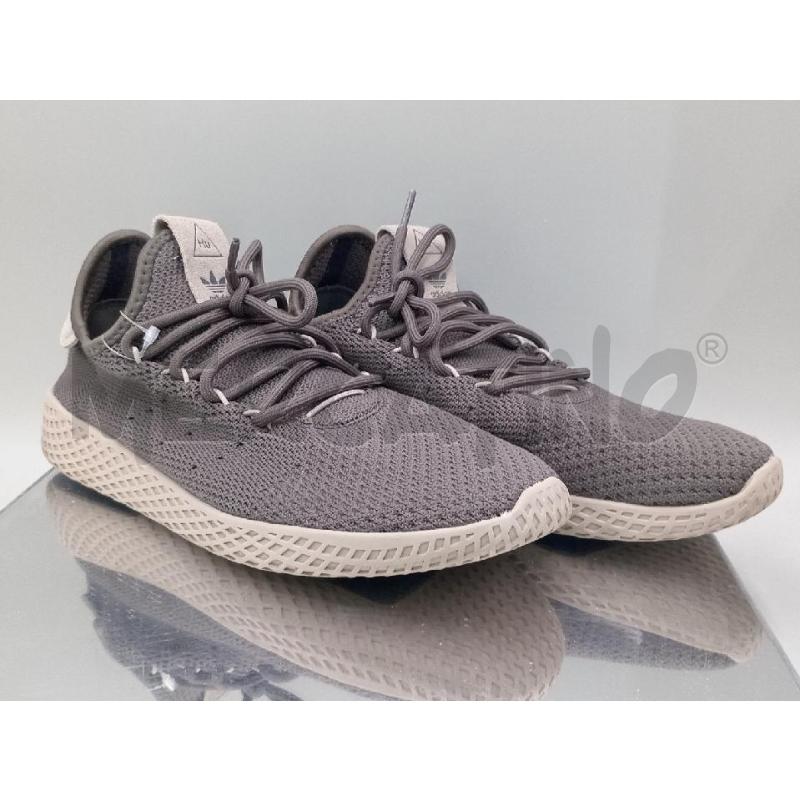 SCARPE ADIDAS MARRONI | Mercatino dell'Usato Moncalieri bengasi 1
