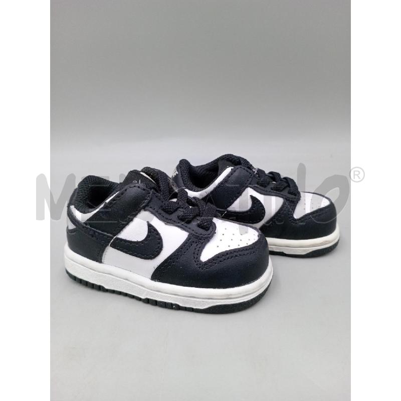 SCARPE BAMBINO NIKE BIANCO NERE | Mercatino dell'Usato Moncalieri bengasi 2