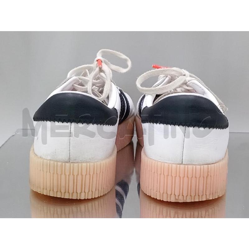 SCARPE DONNA ADIDAS BIANCHE LIMITED EDITION | Mercatino dell'Usato Moncalieri bengasi 3