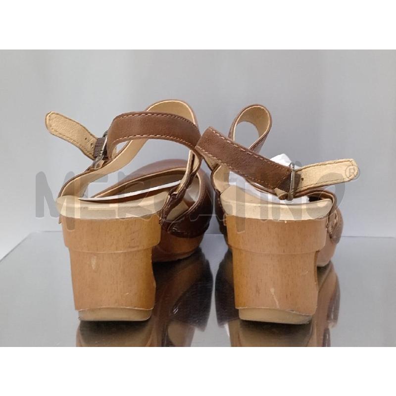 SCARPE DONNA DANSKO MARRONE CUOIO  | Mercatino dell'Usato Moncalieri bengasi 3