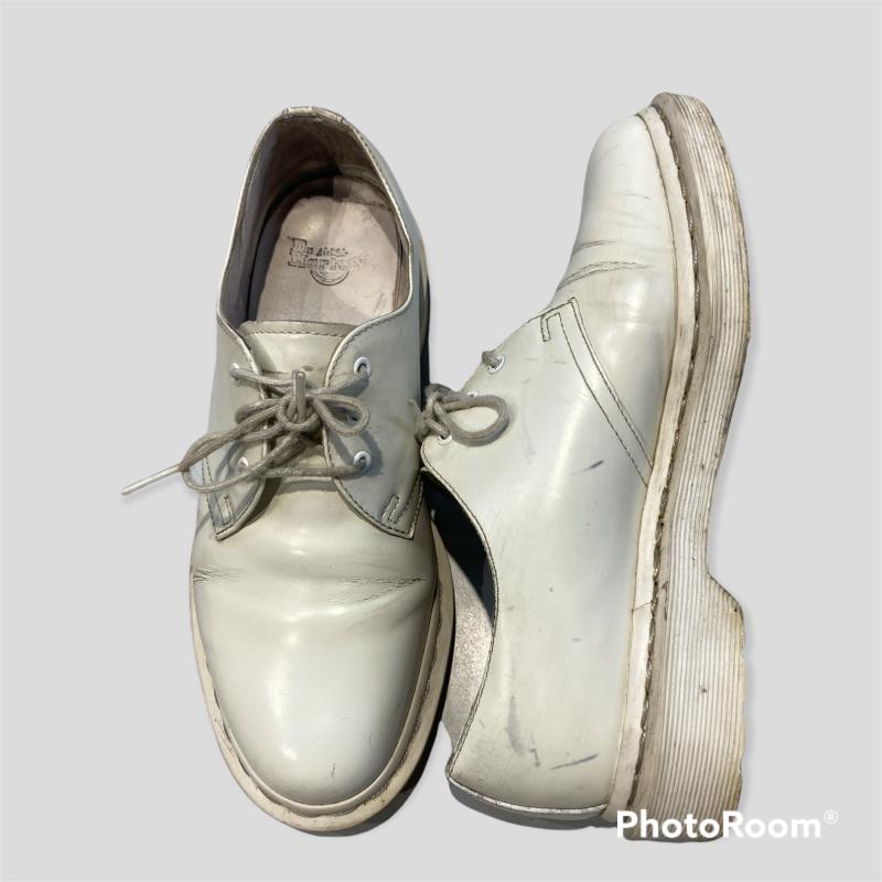 SCARPE DONNA DR MARTENS BIANCHE BASSE | Mercatino dell'Usato Moncalieri  bengasi