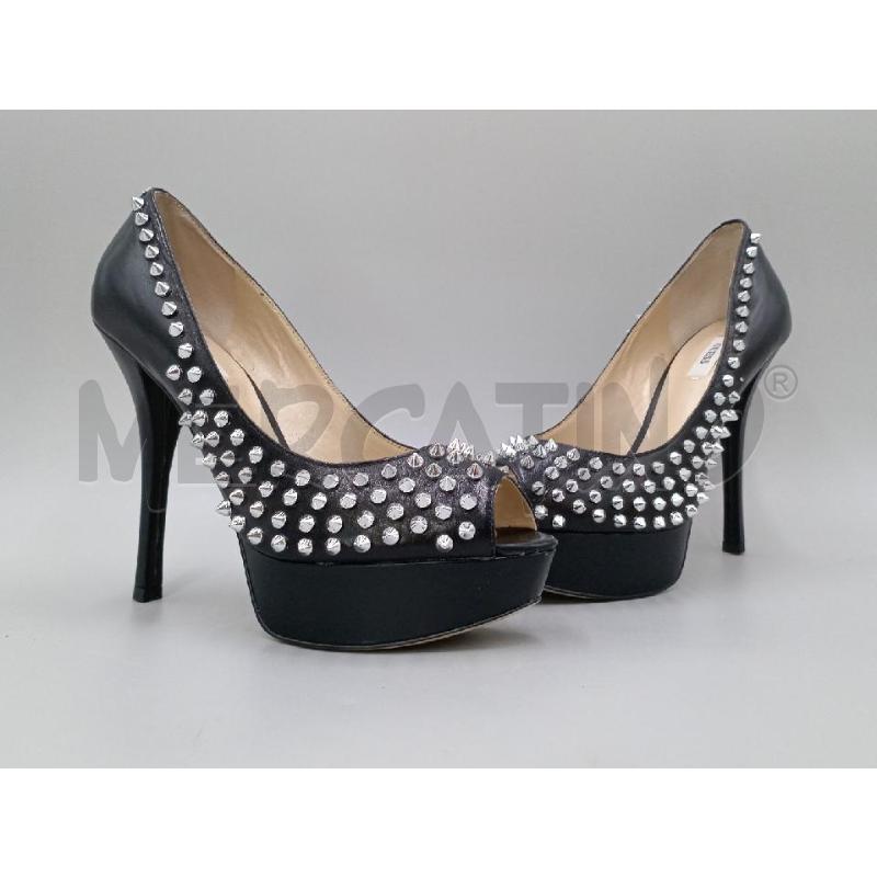 SCARPE DONNA GUESS NERE CON TACCO E BORCHIE | Mercatino dell'Usato Moncalieri bengasi 3