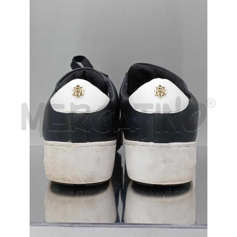 SCARPE DONNA MICHAEL KORS NERE CON FIORELLINI APPLICATI | Mercatino dell'Usato Moncalieri bengasi 3
