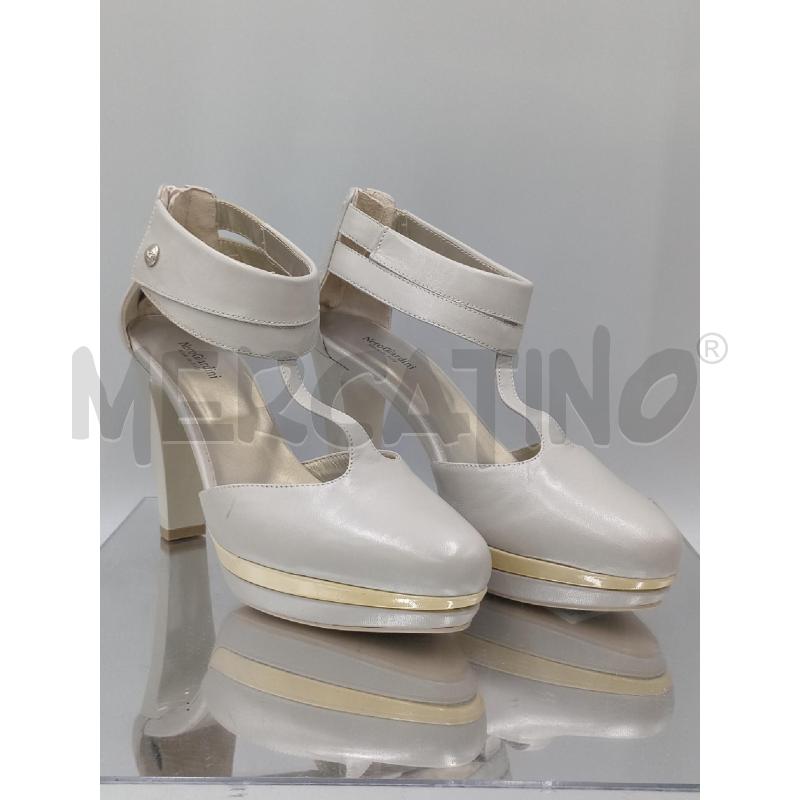 SCARPE DONNA NERO GIARDINI BEIGE TACCO | Mercatino dell'Usato Moncalieri bengasi 1